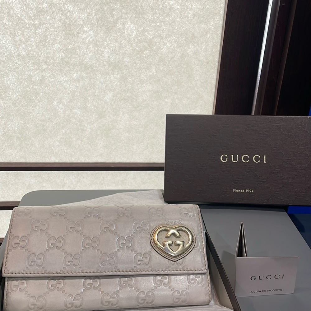 Authentic Gucci Long Wallet Bifold GG Sima Ivory Heart Women Purse with Box